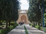 Delgosha Garden trees leading to a mosque