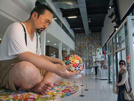 Six meter high Takashi Murakami