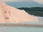 White travertines